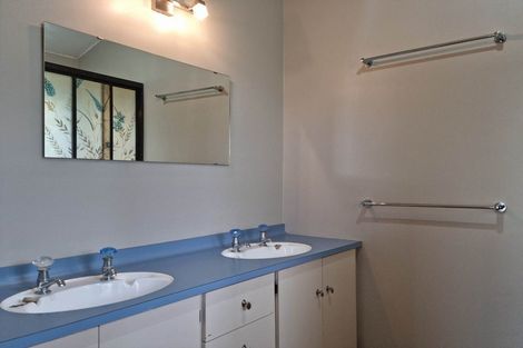 Photo of property in 142 York Road, Huirangi, New Plymouth, 4373