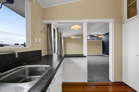 Photo of property in 3 Fernleigh Street, Ferndale, New Plymouth, 4310