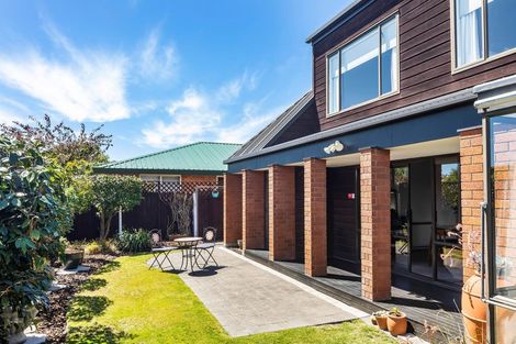 Photo of property in 16 Coniston Avenue, Ilam, Christchurch, 8041