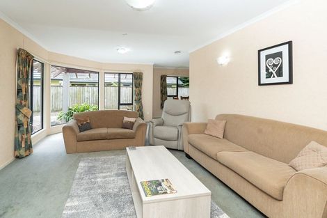 Photo of property in 15 Fendalton Drive, Rototuna, Hamilton, 3210