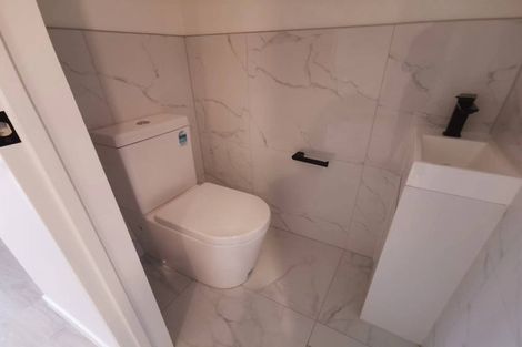 Photo of property in 4/12 Ayr Road, Pakuranga, Auckland, 2010