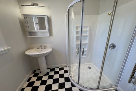 Photo of property in 61 Wellesley Road, Napier South, Napier, 4110