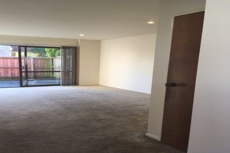 Photo of property in 3/13 Brockworth Place, Riccarton, Christchurch, 8011