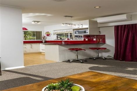 Photo of property in 1/65 High Road, Glenfield, Auckland, 0629