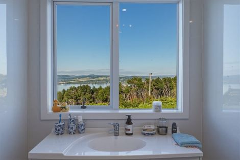 Photo of property in 31 Doves Bay Road, Kerikeri, 0294