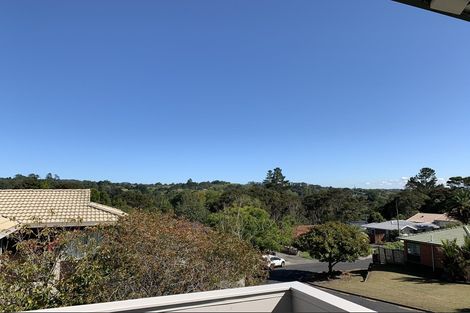 Photo of property in 10 Meynell Court, Glen Eden, Auckland, 0602