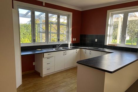 Photo of property in 417c Grays Road, Pauatahanui, Porirua, 5381