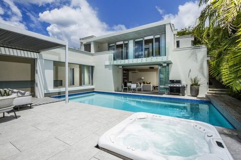 Photo of property in 15 Lake View Road, Takapuna, Auckland, 0622
