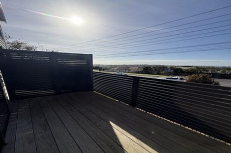 Photo of property in 2/504 Don Buck Road, Massey, Auckland, 0614