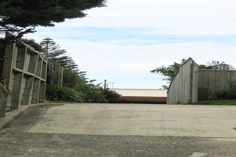 Photo of property in 102a Seaview Road, Paraparaumu Beach, Paraparaumu, 5032