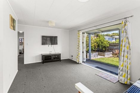 Photo of property in 31 Beaumont Crescent, Frankleigh Park, New Plymouth, 4310