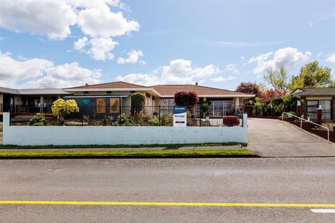Photo of property in 117 Guy Street, Dannevirke, 4930