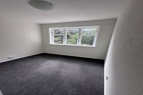 Photo of property in 20u2 Saint Michaels Crescent, Kelburn, Wellington, 6012