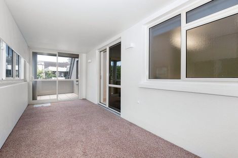 Photo of property in 28 The Mall, Mount Maunganui, 3116