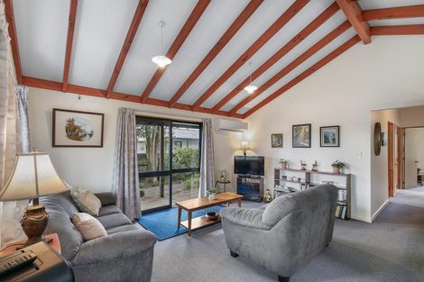 Photo of property in 10 Dellys Grove, Levin, 5510