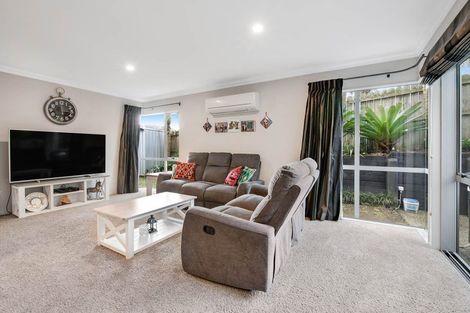 Photo of property in 32 Vinewood Drive, Albany, Auckland, 0632