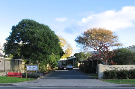 Photo of property in Waikanae Country Lodge, 394 Te Moana Road, Waikanae, 5036