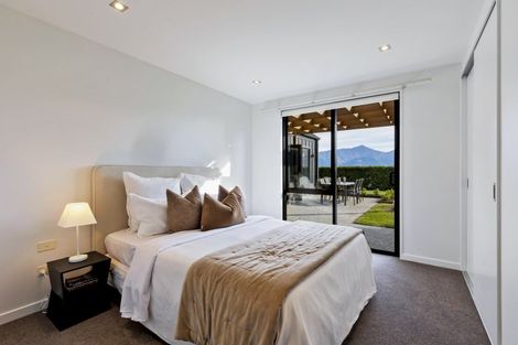 Photo of property in 56 Jacks Point Rise, Jacks Point, Queenstown, 9371