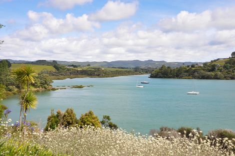 Photo of property in 1216 Sandspit Road, Sandspit, Warkworth, 0982