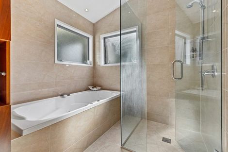Photo of property in 1/24 Jellicoe Road, Murrays Bay, Auckland, 0630