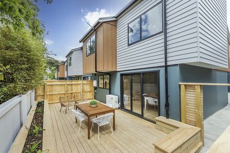 Photo of property in 69u2 Darlington Road, Miramar, Wellington, 6022