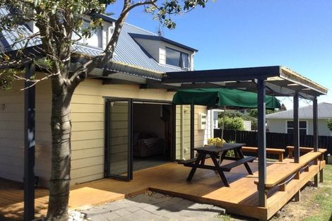 Photo of property in 274 Rangatira Road, Beach Haven, Auckland, 0626