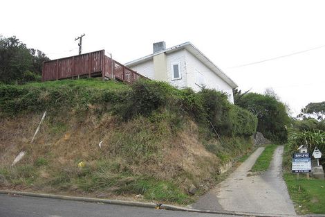 Photo of property in 33 Kopara Grove, Stokes Valley, Lower Hutt, 5019