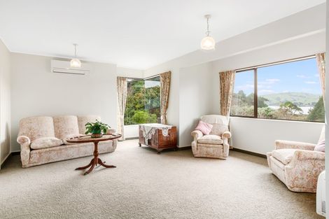 Photo of property in 8 Observatory Close, Whitby, Porirua, 5024