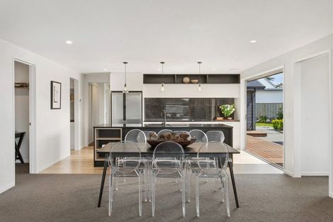 Photo of property in 98 Leistrella Road, Hoon Hay, Christchurch, 8025