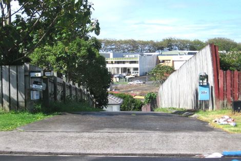 Photo of property in 30a Riserra Drive, Ranui, Auckland, 0612