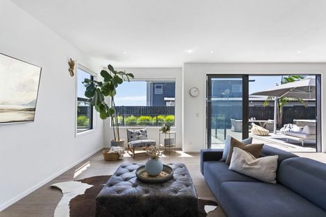 Photo of property in 32 Defender Crescent, Beachlands, Auckland, 2018