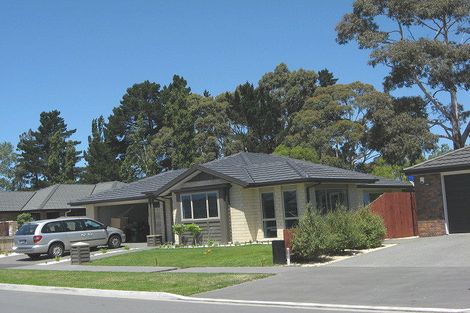 Photo of property in 21 Mataroa Place, Parklands, Christchurch, 8083