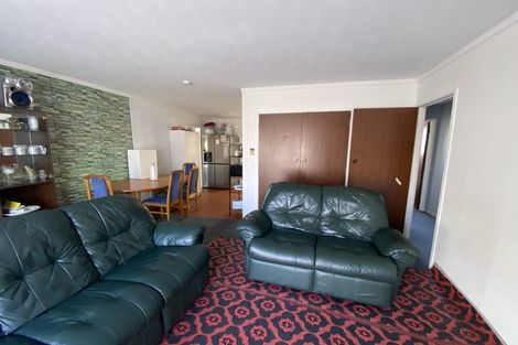 Photo of property in 2/4a Vine Street, Mangere East, Auckland, 2024