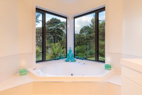 Photo of property in 366d Huia Road, Titirangi, Auckland, 0604