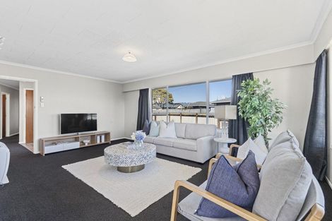 Photo of property in 12 Saxton Road, Upper Vogeltown, New Plymouth, 4310