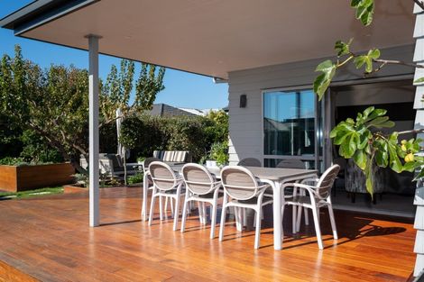 Photo of property in 29 Whakatomo Place, Havelock North, 4130
