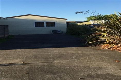 Photo of property in 122 Flaxmere Avenue, Flaxmere, Hastings, 4120