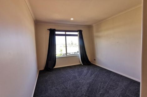 Photo of property in 50 Millennial Way, Orewa, 0931