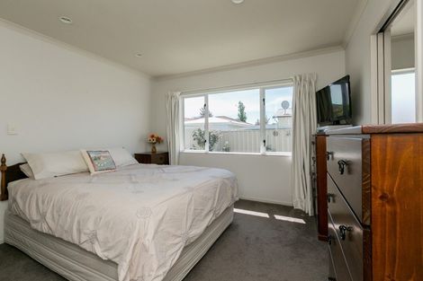 Photo of property in 144b Gloucester Street, Taradale, Napier, 4112