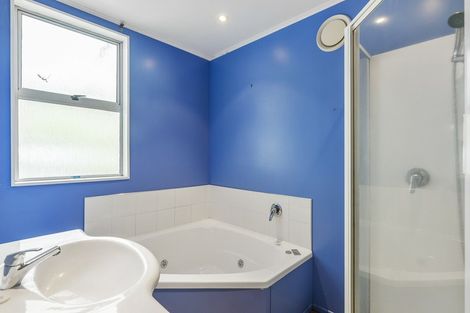Photo of property in 15 Glen Road, Raumati South, Paraparaumu, 5032