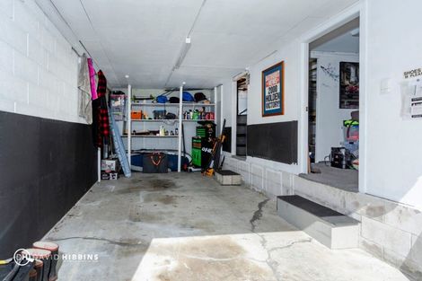 Photo of property in 1/9 Lancelot Place, Glenfield, Auckland, 0629