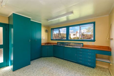 Photo of property in 4 Ednam Street, Roxburgh, 9500