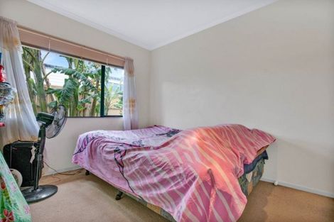 Photo of property in 17 Glenpark Place, Favona, Auckland, 2024