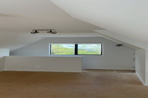 Photo of property in 135a Portsmouth Road, Bombay, 2675