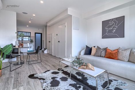 Photo of property in 11/13 Grove Lane, Pakuranga, Auckland, 2010