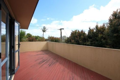Photo of property in 7a Roberts Road, Glenfield, Auckland, 0629