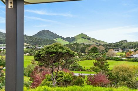 Photo of property in 10 Lakeview Lane, Mangawhai, 0573