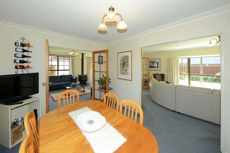 Photo of property in 20 Camrose Place, Ilam, Christchurch, 8041