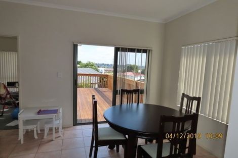 Photo of property in 6 Longview Rise, Massey, Auckland, 0614