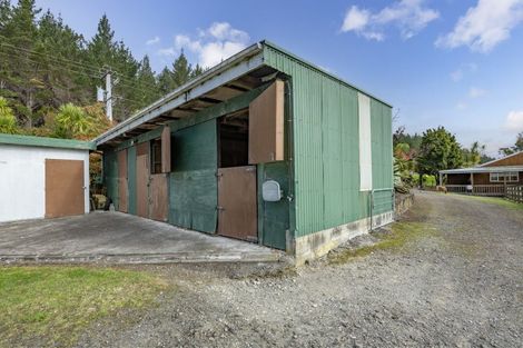 Photo of property in 293 Ararimu Valley Road, Helensville, Waimauku, 0882